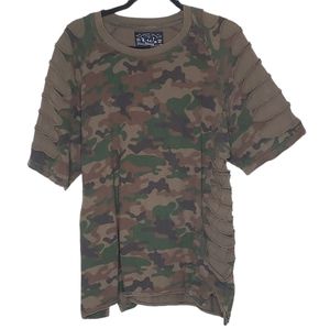 R. Sole Original Classic Distressed Camouflage Tee Size XL